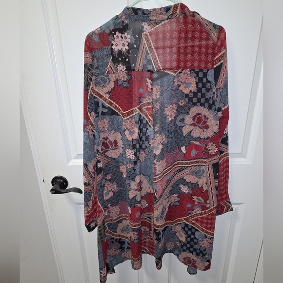 An Umgee boho cardigan style large top/duster. Patchwork, quilted designs. - Picture 2 of 5